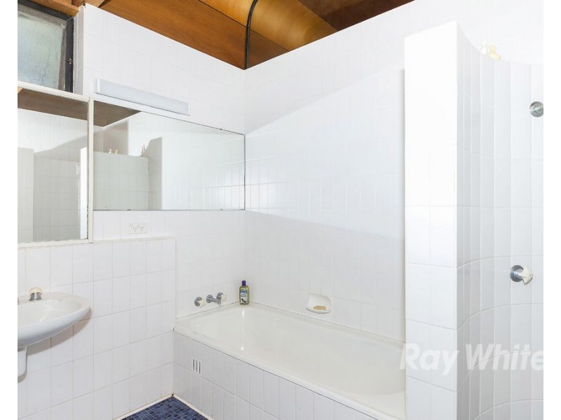 118 Fishing Point Road, Fishing Point NSW 2283