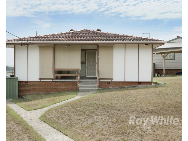18 Yanco Crescent, Toronto NSW 2283