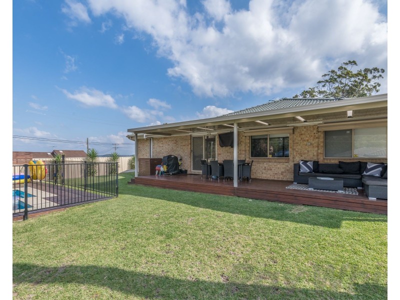 2 Karina Place, Bolton Point NSW 2283