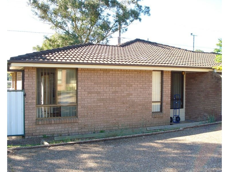 4/24 Cook Street, Toronto NSW 2283