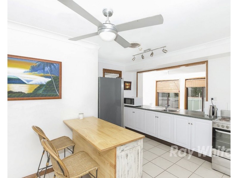 2 Angela Close, Carey Bay NSW 2283