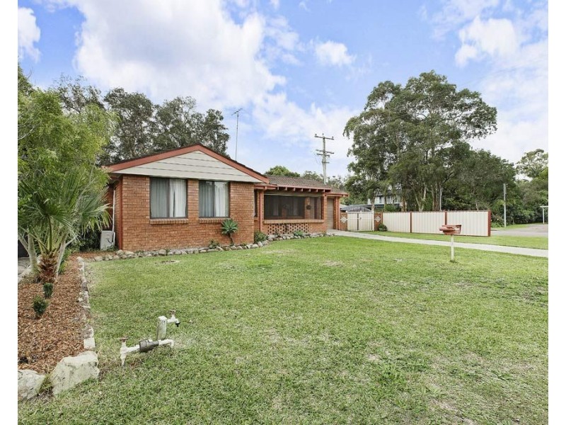 2 Angela Close, Carey Bay NSW 2283