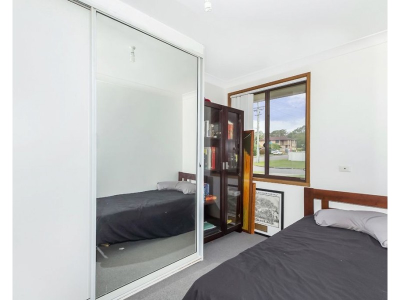 2 Angela Close, Carey Bay NSW 2283