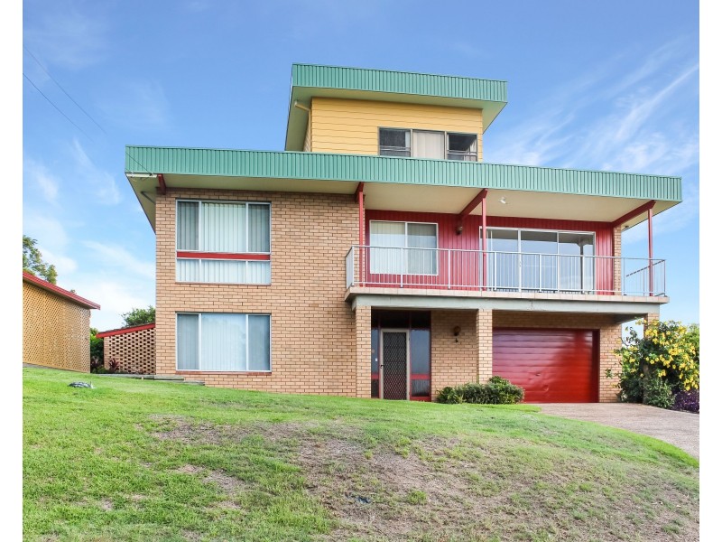 38 Fishing Point Road, Fishing Point NSW 2283