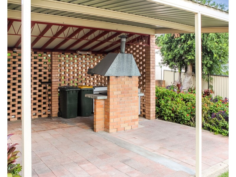38 Fishing Point Road, Fishing Point NSW 2283