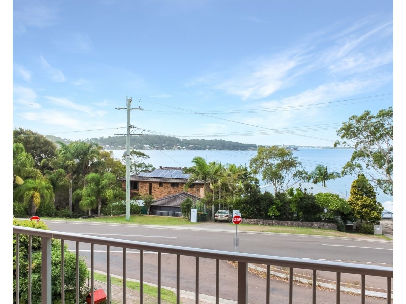 38 Fishing Point Road, Fishing Point NSW 2283