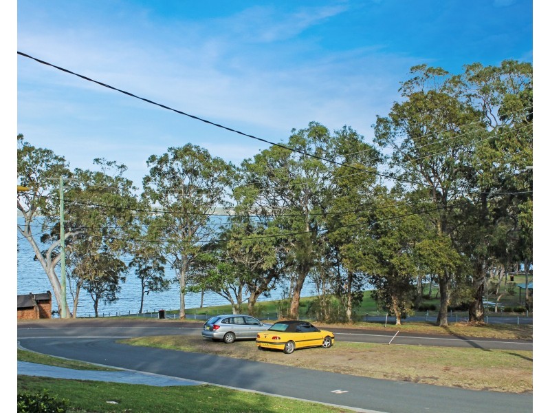 93 Dobell Drive, Wangi Wangi NSW 2267