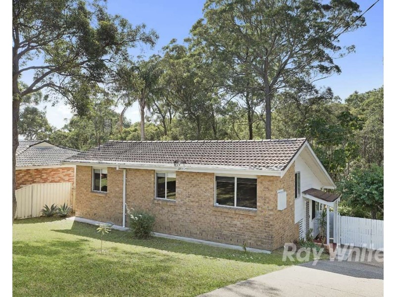 13 Middle Point Road, Bolton Point NSW 2283