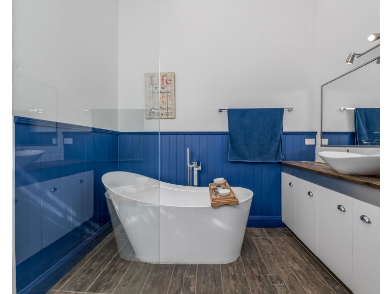 33 Waikiki Road, Bonnells Bay NSW 2264