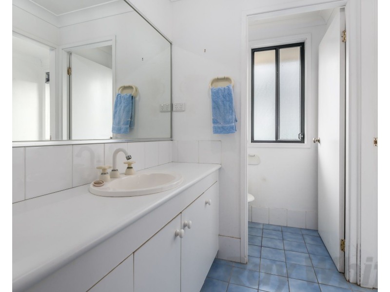 23 Southern Cross Drive, Woodrising NSW 2284