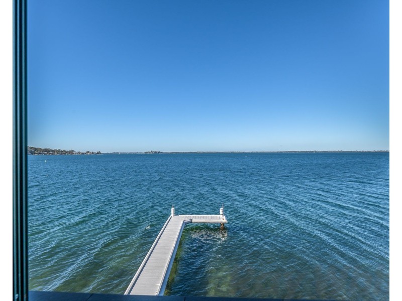 153 Fishing Point Road, Fishing Point NSW 2283