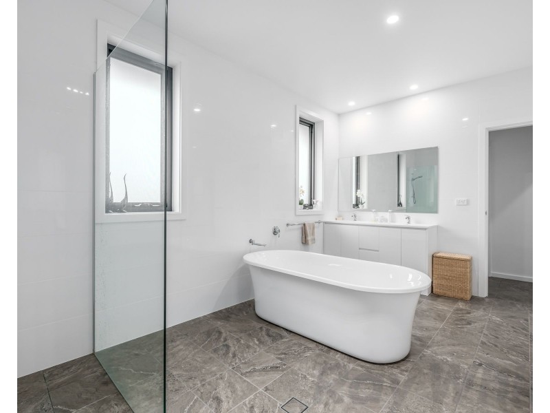 12 Jonquil Close, Toronto NSW 2283