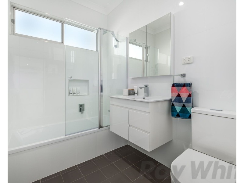 13A Anzac Parade, Toronto NSW 2283