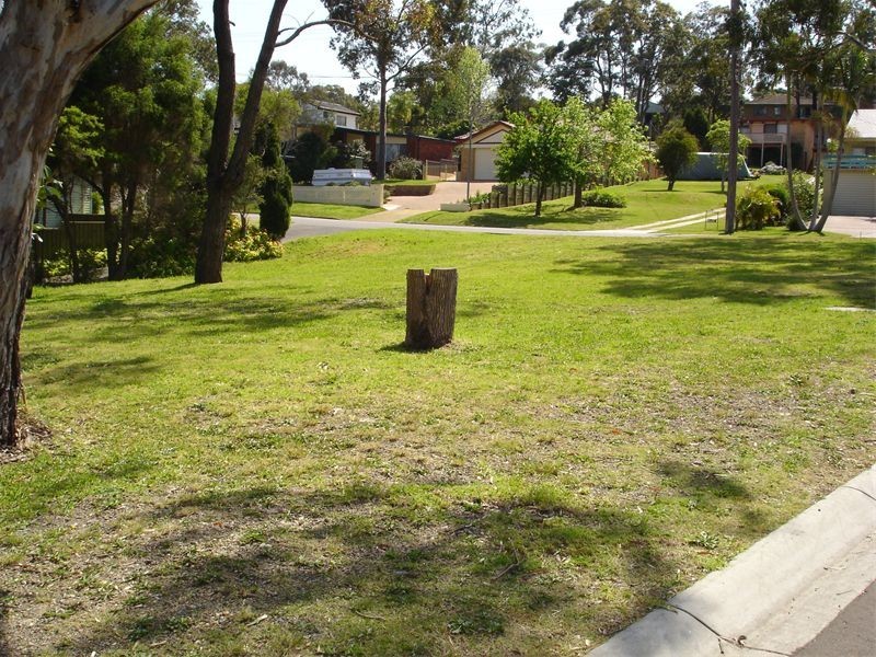3 Lake Street, Bolton Point NSW 2283