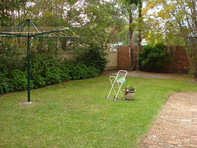 40 Brougham Avenue, Fennell Bay NSW 2283