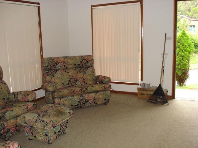 17 Threlkeld Drive, Bolton Point NSW 2283