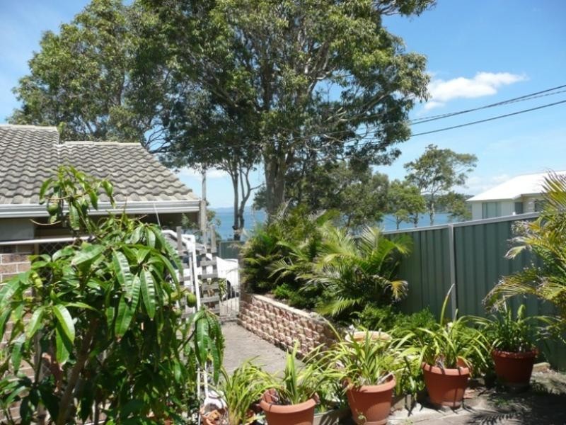 215 Dobell Drive, Wangi Wangi NSW 2267