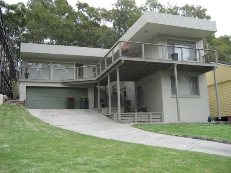 69 Skye Point Road, Coal Point NSW 2283