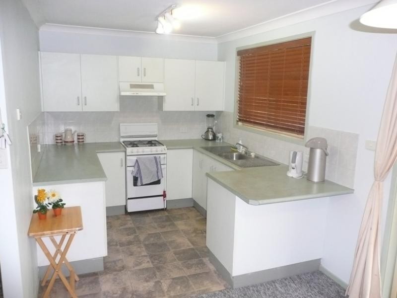 34 Endeavour Close, Woodrising NSW 2284