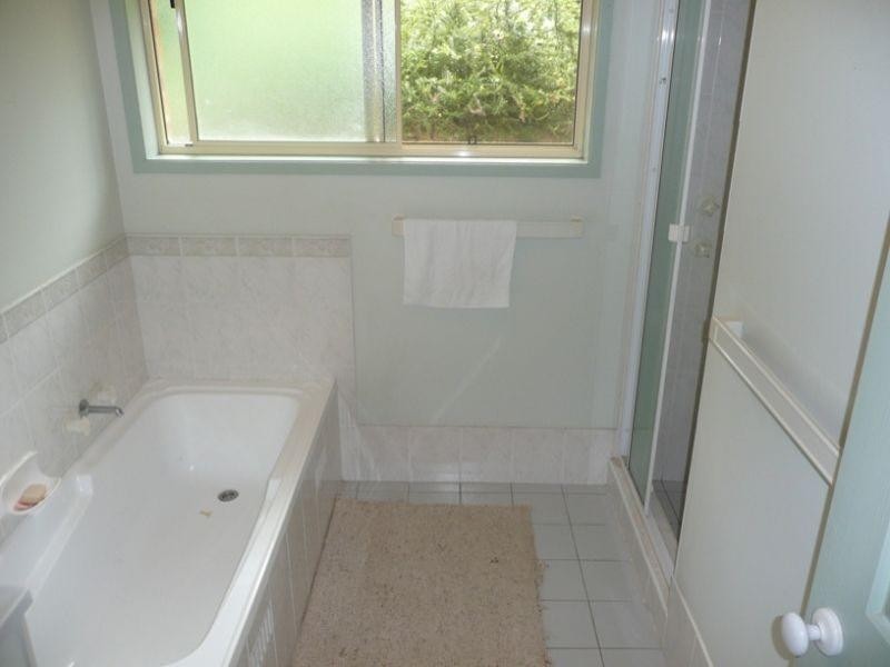 34 Endeavour Close, Woodrising NSW 2284