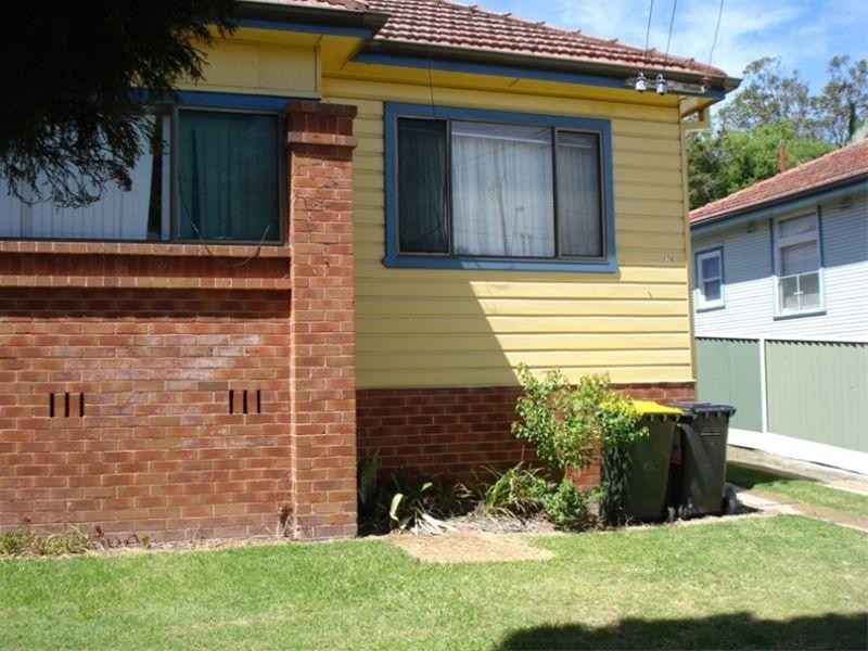 174 The Boulevard, Toronto NSW 2283