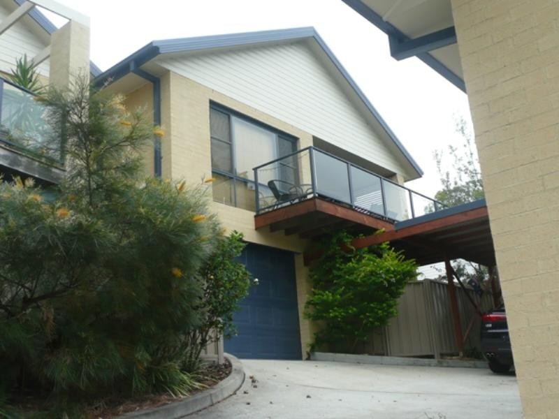 1/213 Excelsior Parade, Toronto NSW 2283