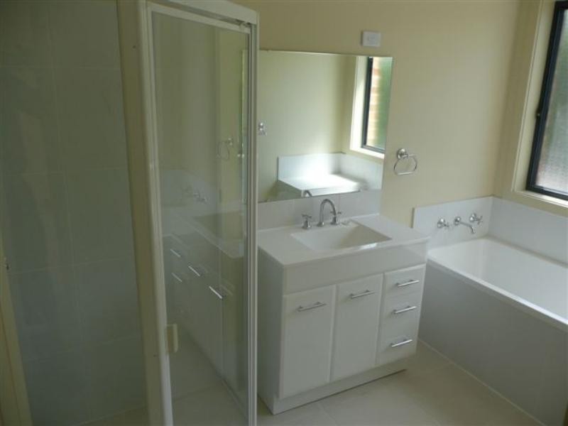 75a Bay Road, Bolton Point NSW 2283