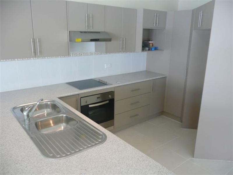 75a Bay Road, Bolton Point NSW 2283