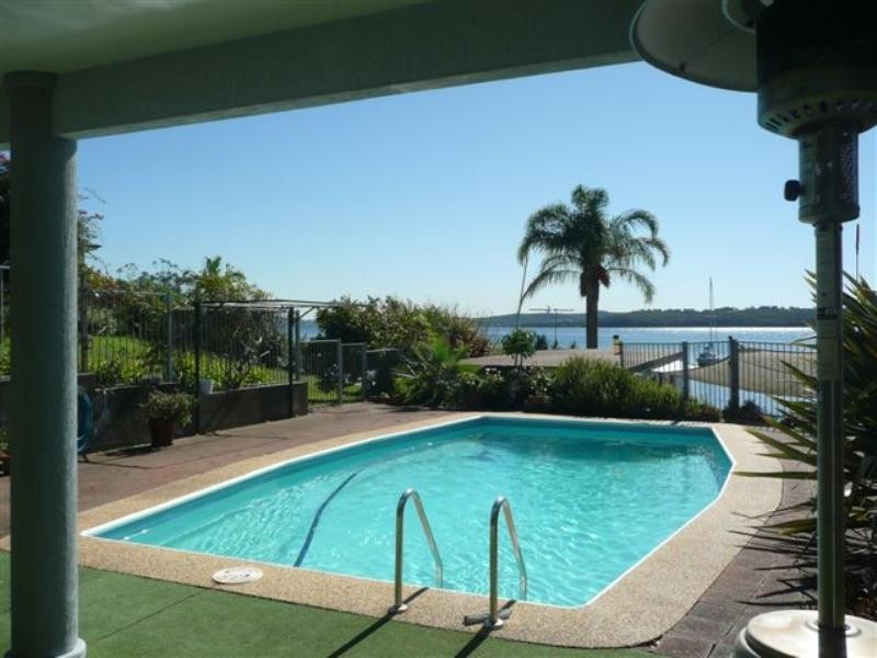 1 Whitelocke Street, Coal Point NSW 2283