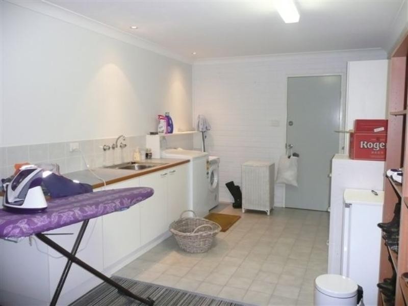 1 Whitelocke Street, Coal Point NSW 2283