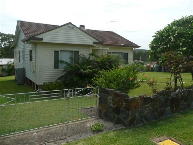 16 Secret Corner Road, Rathmines NSW 2283