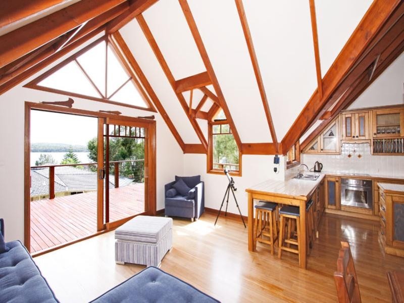 63b Coal Point Road, Coal Point NSW 2283