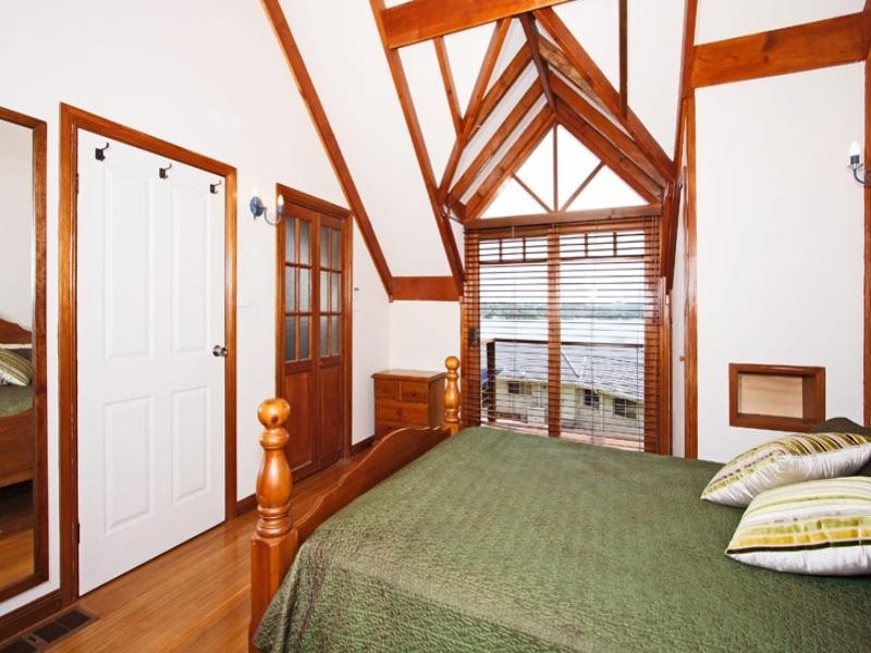 63b Coal Point Road, Coal Point NSW 2283