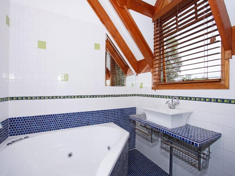 63b Coal Point Road, Coal Point NSW 2283