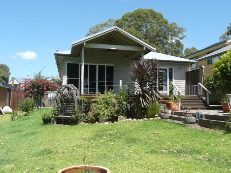 203 Watkins Road, Wangi Wangi NSW 2267