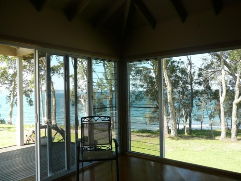 203 Watkins Road, Wangi Wangi NSW 2267