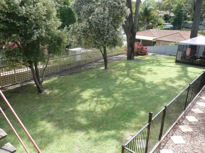 112 Bay Road, Bolton Point NSW 2283