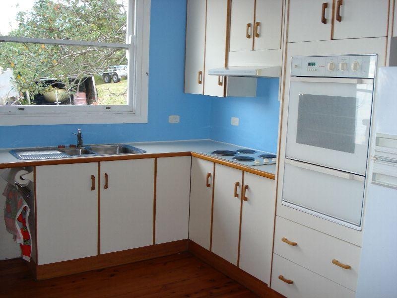 221 Fishing Point Road, Fishing Point NSW 2283