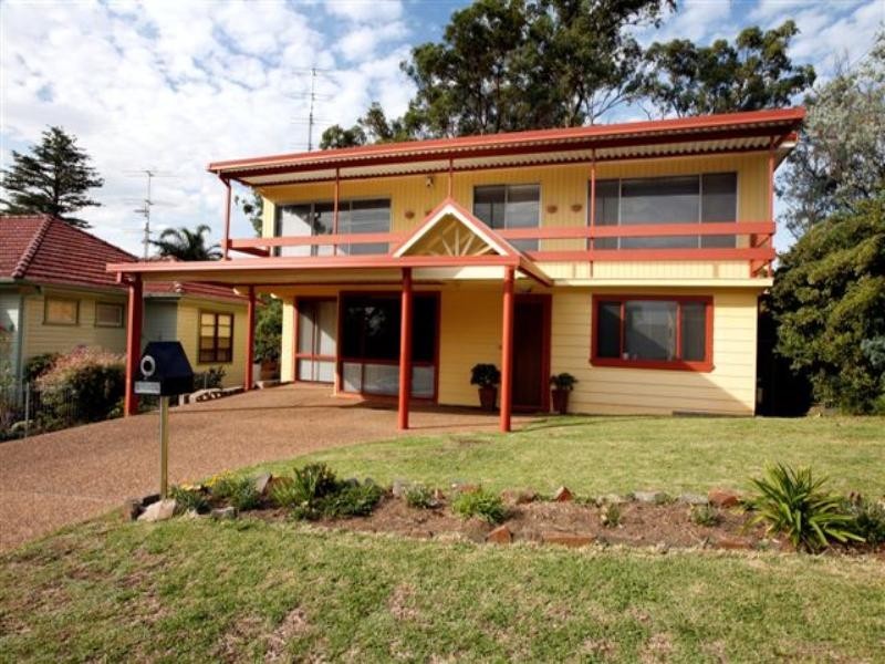 112 Bay Road, Bolton Point NSW 2283