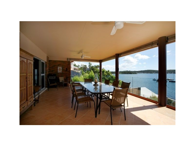 59 Fishing Point Road, Fishing Point NSW 2283