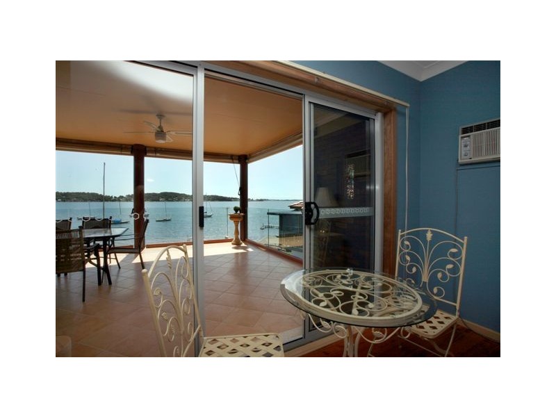 59 Fishing Point Road, Fishing Point NSW 2283