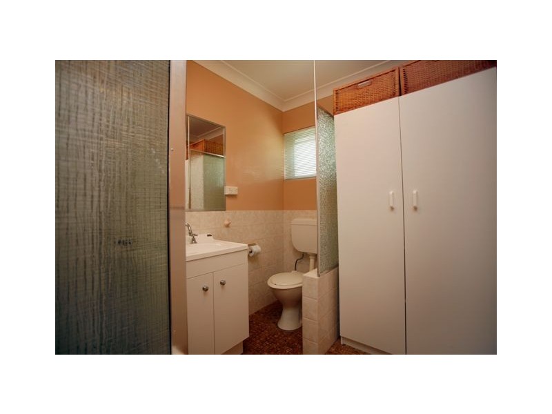 59 Fishing Point Road, Fishing Point NSW 2283