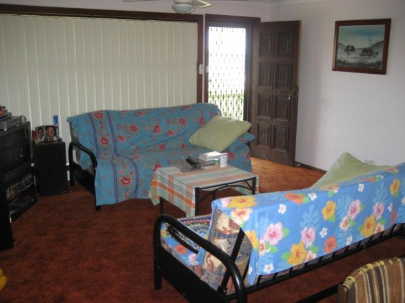 16 Canowie Crescent, Buttaba NSW 2283