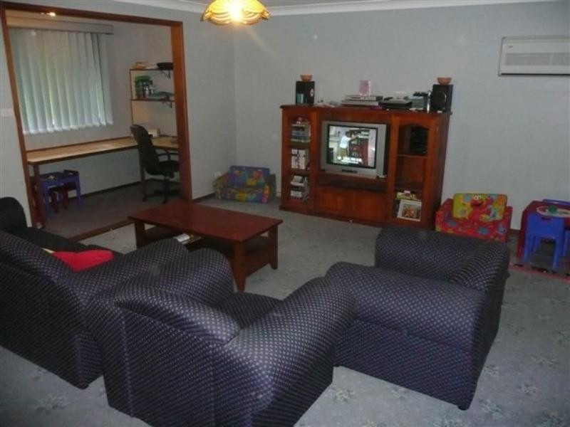 25 Clydebank Road, Rathmines NSW 2283