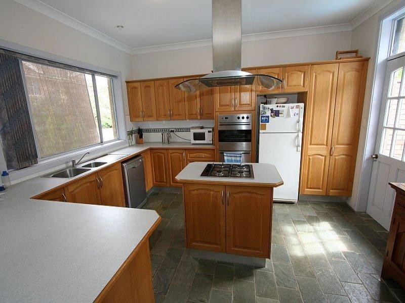 35 Brougham Avenue, Fennell Bay NSW 2283