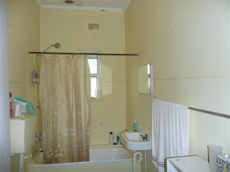 135 Excelsior Parade, Toronto NSW 2283