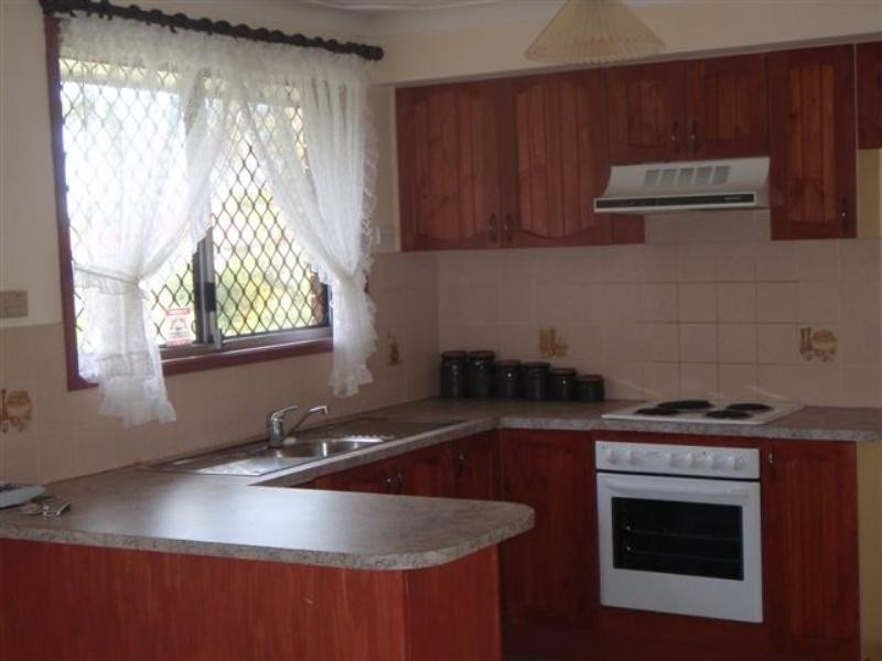 9 Fulton Close, Bolton Point NSW 2283