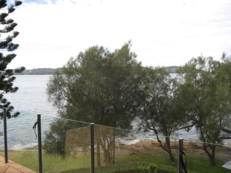 4/8 Ambrose Street, Carey Bay NSW 2283