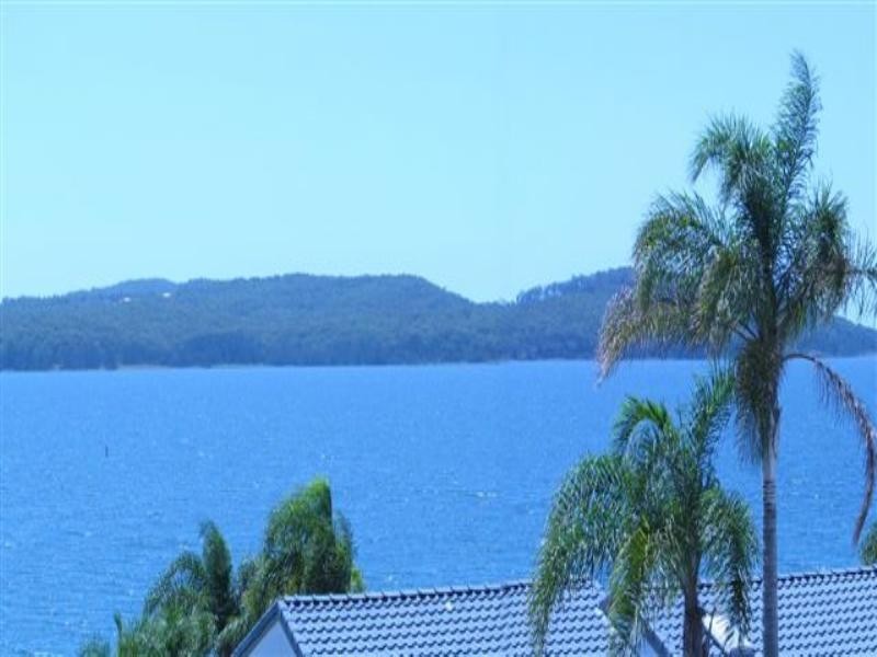 23 Excelsior Parade, Carey Bay NSW 2283