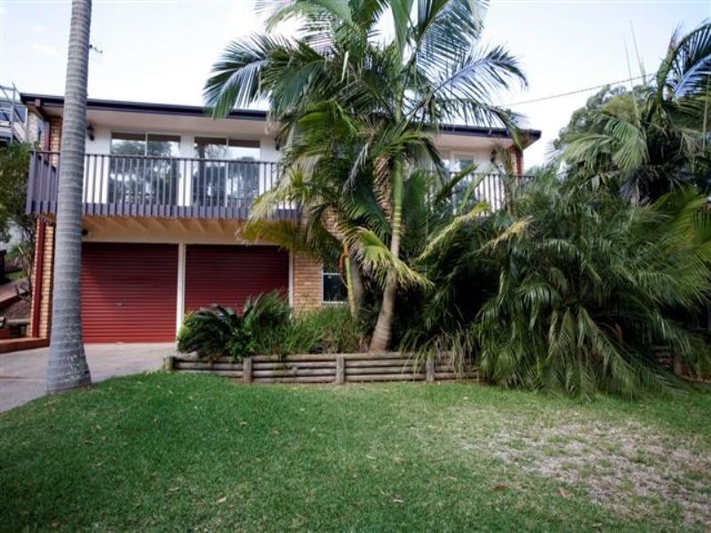 46 Coal Point Road, Coal Point NSW 2283